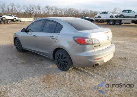 2012 Mazda Mazda3 I Sport z USA, uszkodzony, nr VIN JM1BL1UF0C1553539